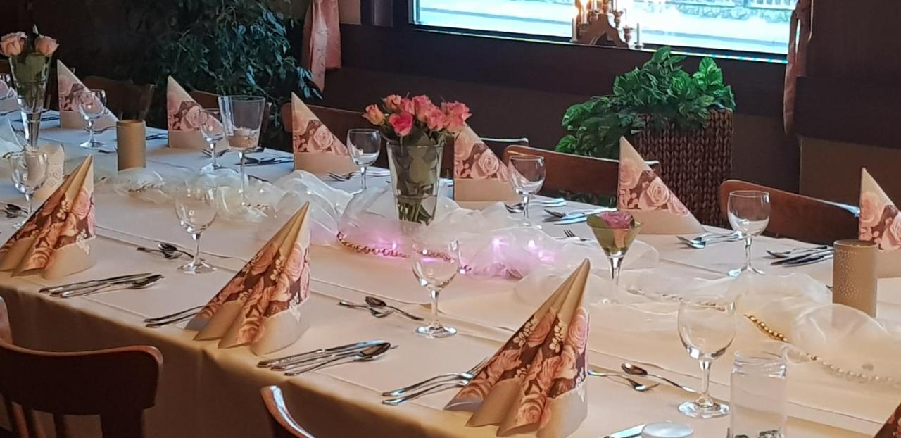 סייסן Hotel-Restaurant Wilhelmsbad מראה חיצוני תמונה