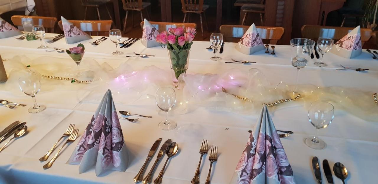 סייסן Hotel-Restaurant Wilhelmsbad מראה חיצוני תמונה