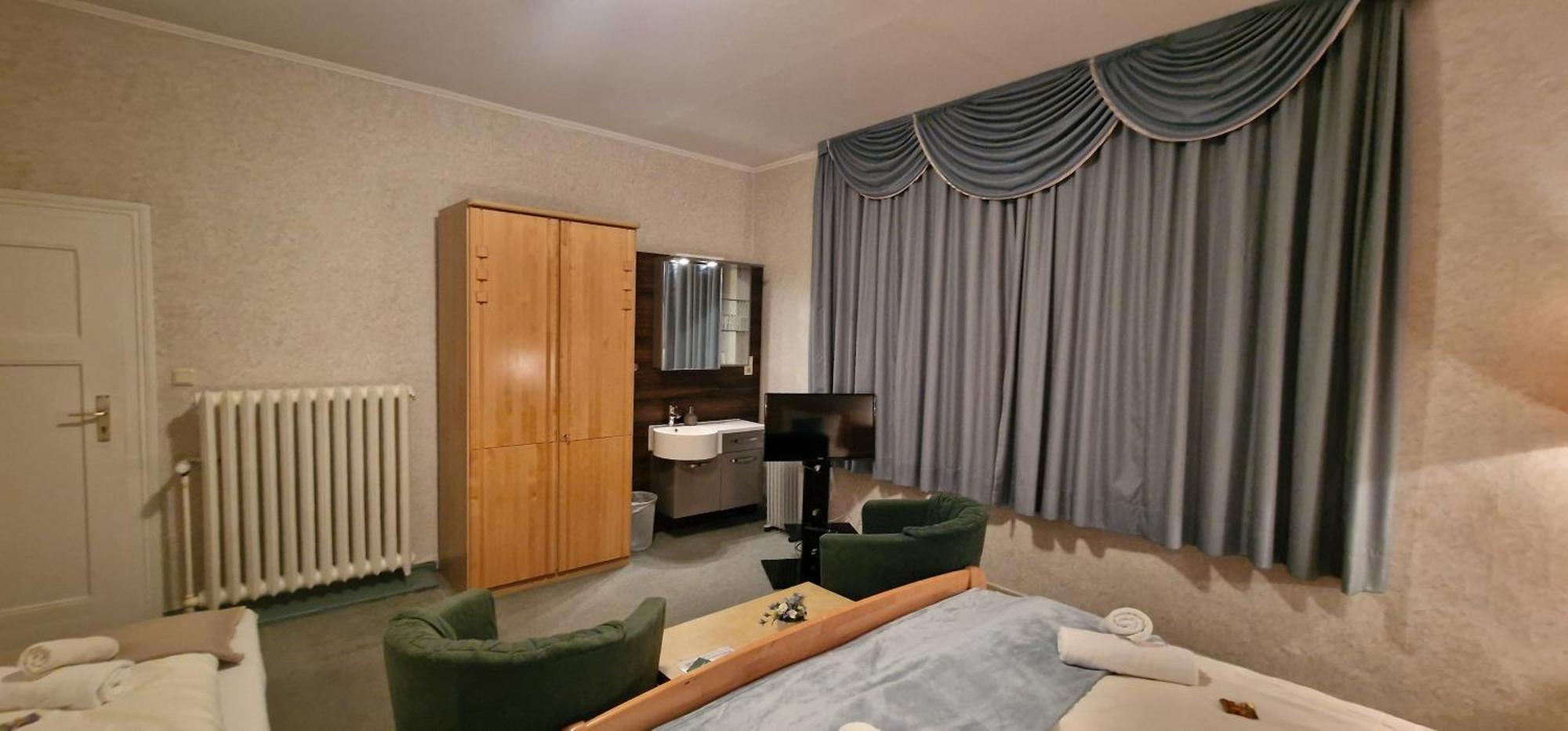 סייסן Hotel-Restaurant Wilhelmsbad מראה חיצוני תמונה