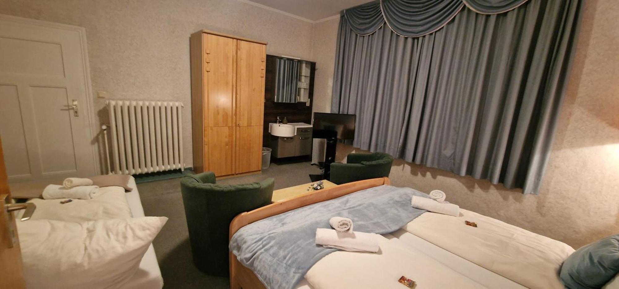 סייסן Hotel-Restaurant Wilhelmsbad מראה חיצוני תמונה