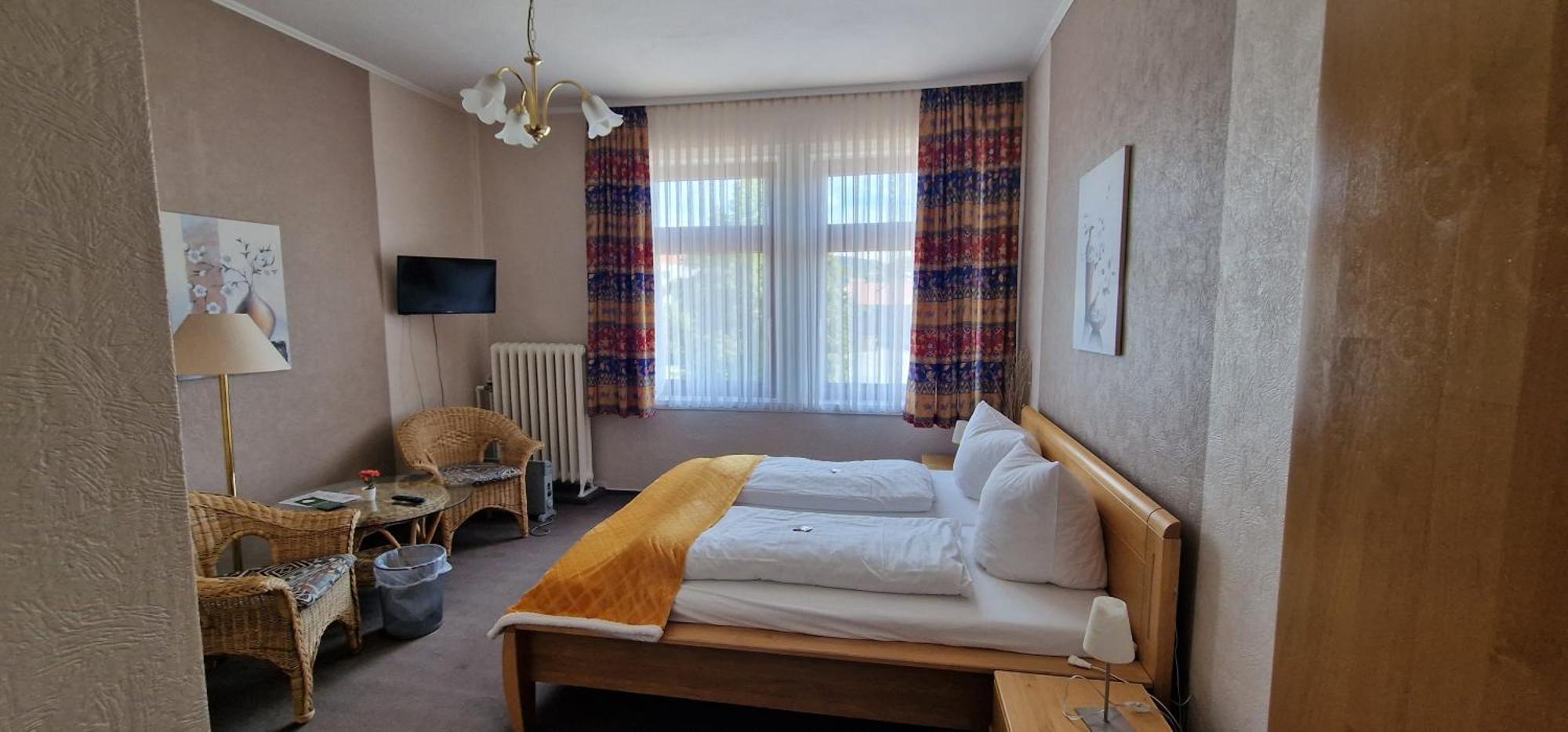 סייסן Hotel-Restaurant Wilhelmsbad חדר תמונה